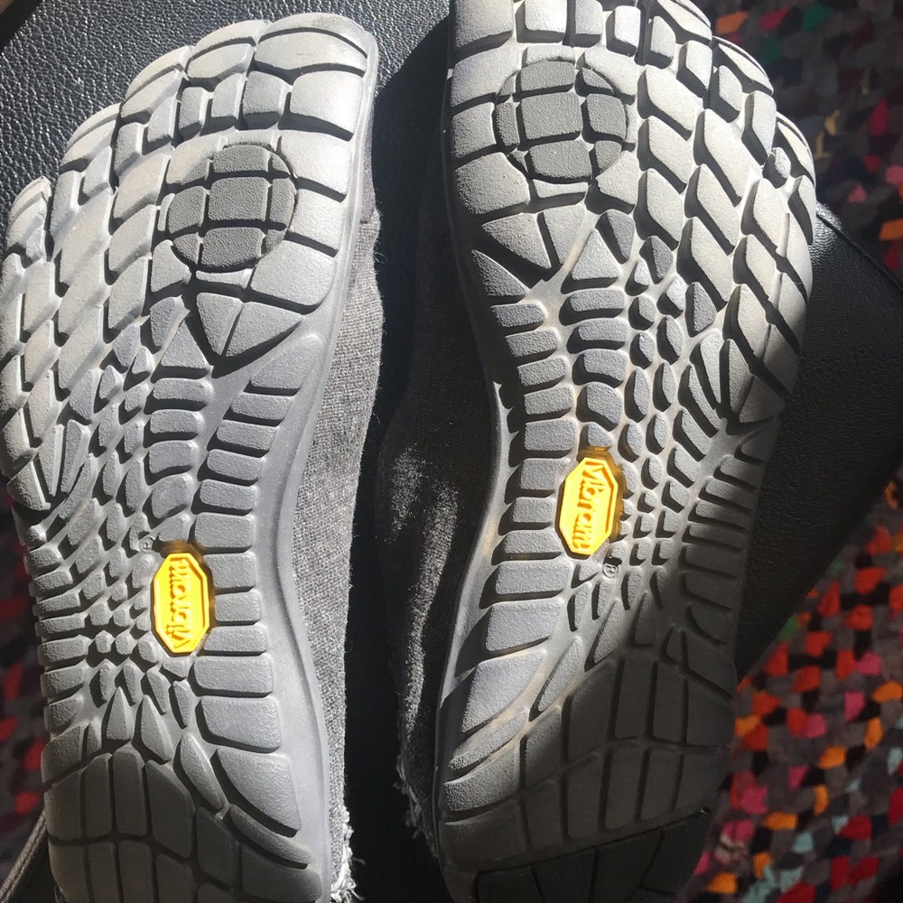 Vibram Fivefingers CVT Hemp Toes Shoes (Black) Women’s Size 37 EUR 6.5-7 US.